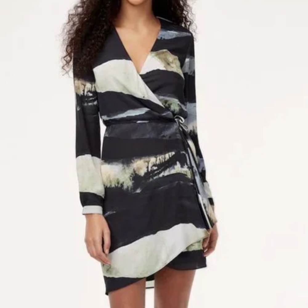 Babaton Aritzia Babaton Wallace Wrap Dress Size XXS